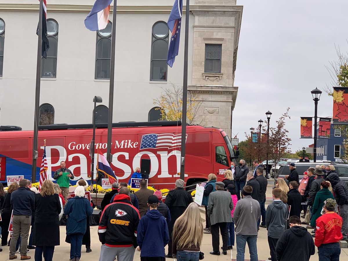 MissouriGOP's tweet photo. Mike Works Tour! #MikeWorks https://t.co/3Sn4YCruDy