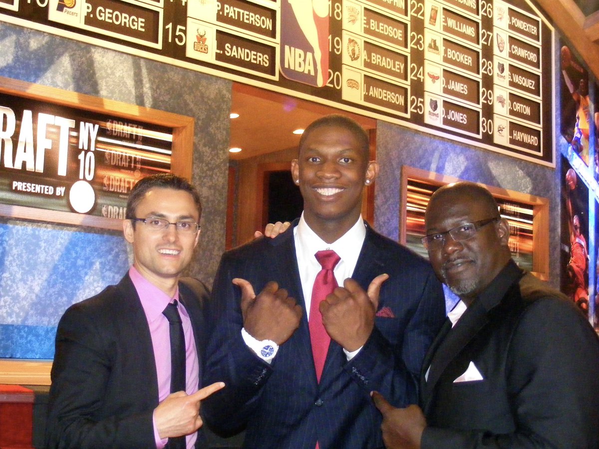 JMedjana's tweet photo. Bonne retraite my man!!!@french_savage #Comsportfamily for life! https://t.co/HFepAV2Nxa