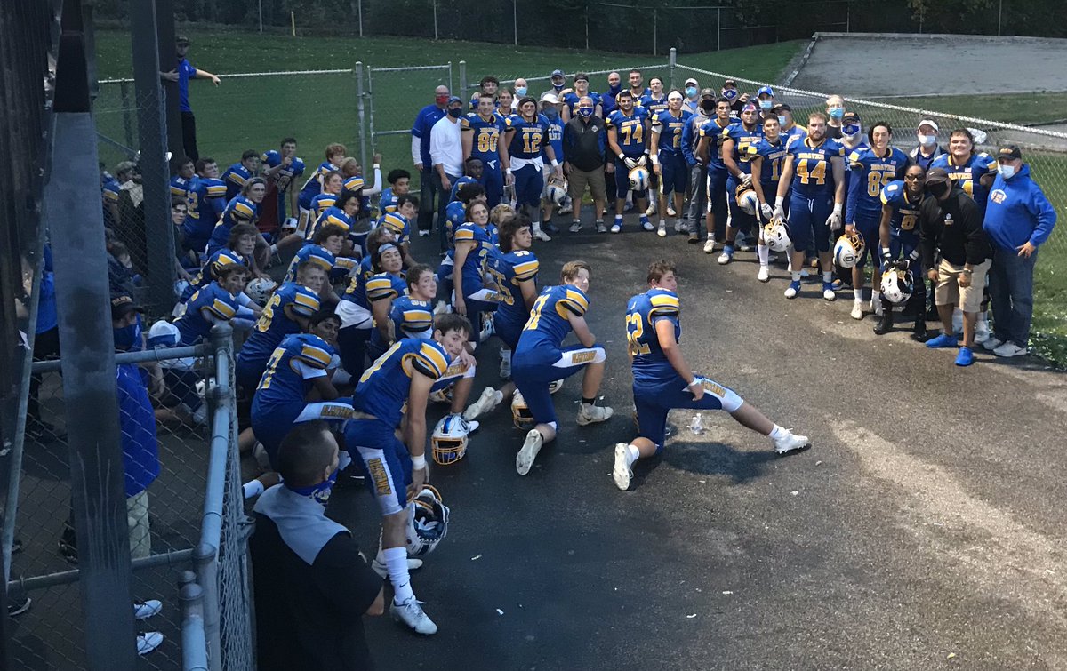 solishsfbcoach's tweet photo. Tradition!!  Seniors and their dad’s!!  Last home game for these dedicated kids!!  Proud of our @OHSBravesFB team!!  On to the round of 16!!  Helluva challenge coming up this week!!  Thank you to all our @OHSBravesFB families!! https://t.co/IuPa3vELHH