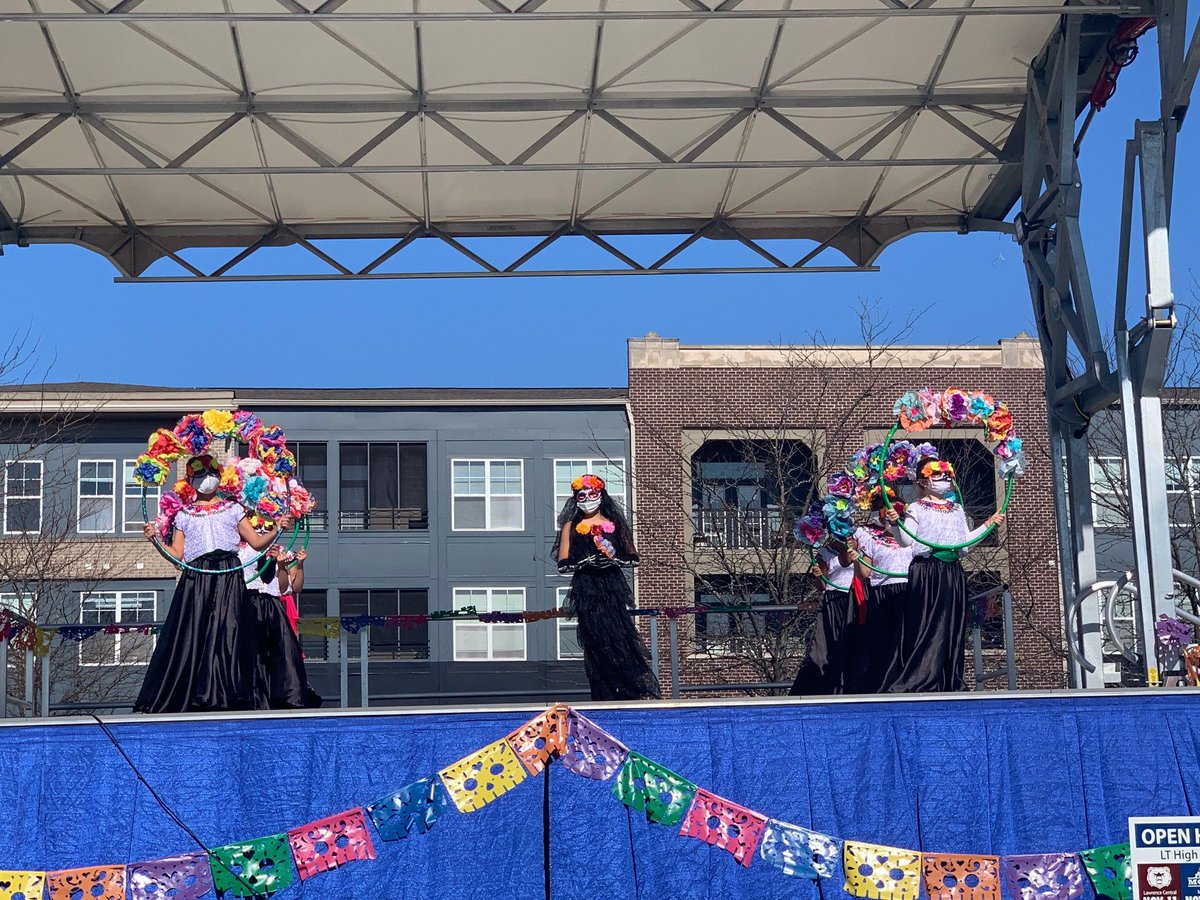 AdamPittIDOE's tweet photo. Well done to everyone involved at MSD Lawrence Township Schools and community in putting together a fantastic outdoor Dia de los Muertos event! Great performances, ofrendas, food, and turnout @ltgoodnews @erika_tran10 https://t.co/FcFJhQnoQh