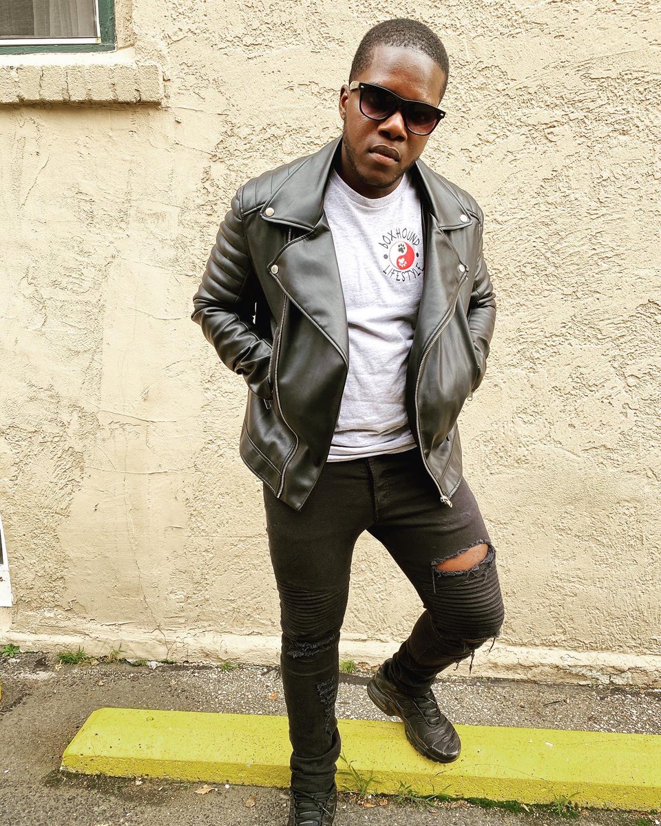 _onlyethan's tweet photo. If it’s important to you, you’ll find a way. If it’s not, you’ll find an excuse. It’s that simple. #KeepHoundin
👕: @boxhoundmerch https://t.co/NfZ4OEOXtl