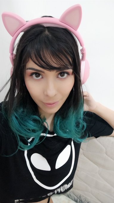 Heyyyy https://t.co/z8iJ47OR4P<a href="/tag/cutegirl"class="tags"><span>#cutegirl</span></a><a href="/tag/tiktok"class="tags"><span>#tiktok</span></a><a href="/tag/jadecrazy"class="tags"><span>#jadecrazy</span></a>