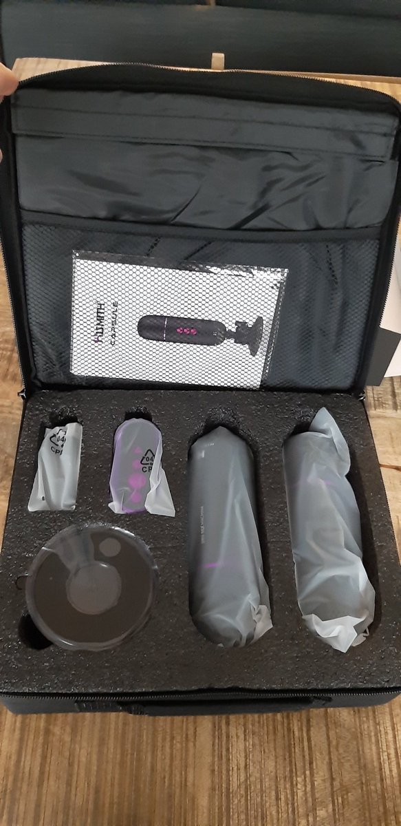 tomsauwer's tweet photo. Merci @hismith_dora il sera parfait pour faire plaisir à mes fans #cam4
5 étoiles pour ce produit génial
Design discret, connecté à une appli android, malette de rangement, adaptable à d'autres sextoys. Il promets des shows intense dans toutes les pièces #minifuckmachine 😘 https://t.co/TZfNSywJdU