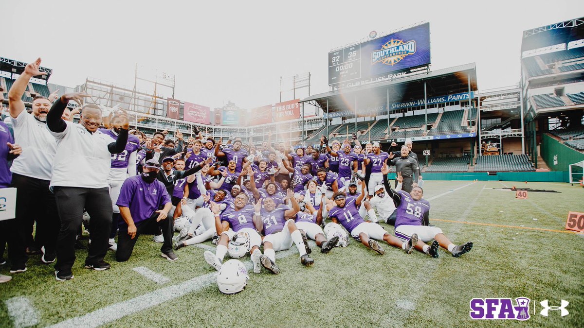 SFA_Football's tweet photo. We’re logging off! TIME TO ENJOY THE WIN!!!!!

#RaiseTheAxe 
#AxeEm https://t.co/LJNtpuGo2P