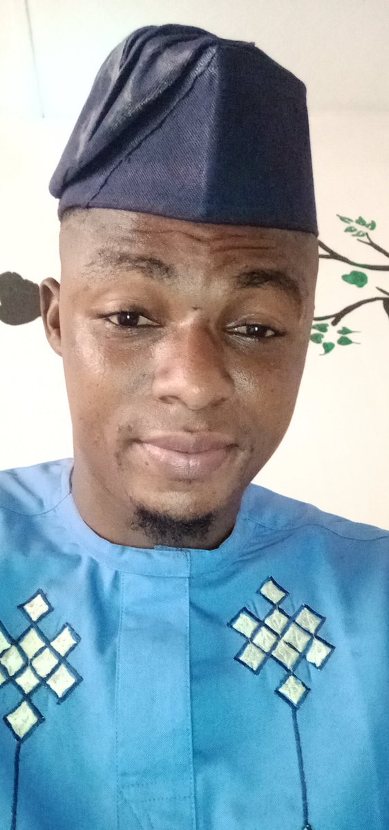 Adeyemi44975384's tweet photo. Owanbe for Saturday things https://t.co/EEQhsl5lP2
