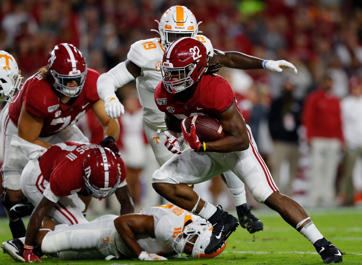 RyanCFowler's tweet photo. 5,117 + 365 

Alabama beats Tennessee 48-17 in Knoxville 

At least 5,482 days will pass before Tennessee will get a chance to get a victory vs. Alabama 

14 years and counting https://t.co/vq0HWUmXSW