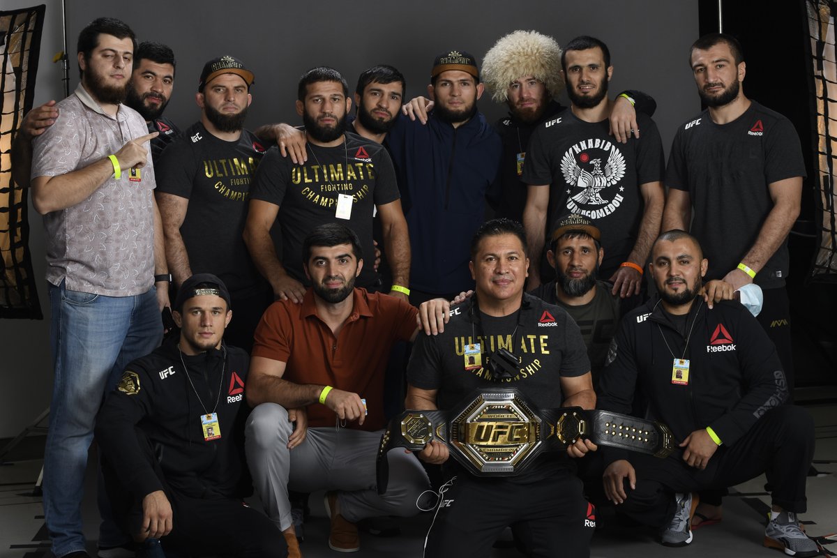 That's why he's called @TeamKhabib!
#UFC254 | #InAbuDhabi | @VisitAbuDhabi https://t.co/jP0bF2Ib61
