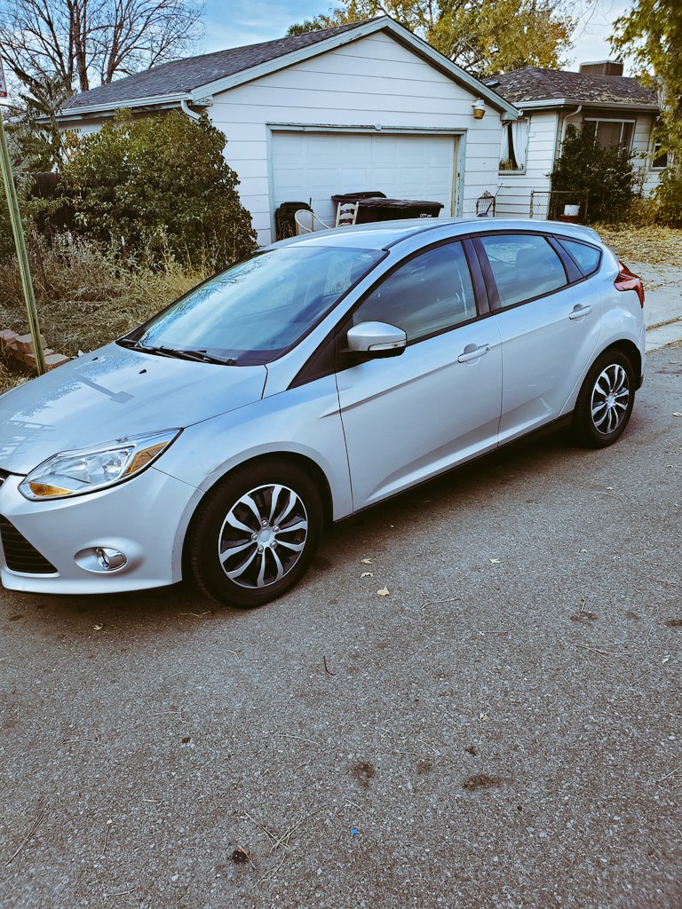 So proud of myself today..

My car blew up last week and I bought my own car with no help!

Now she just needs a name 🤔