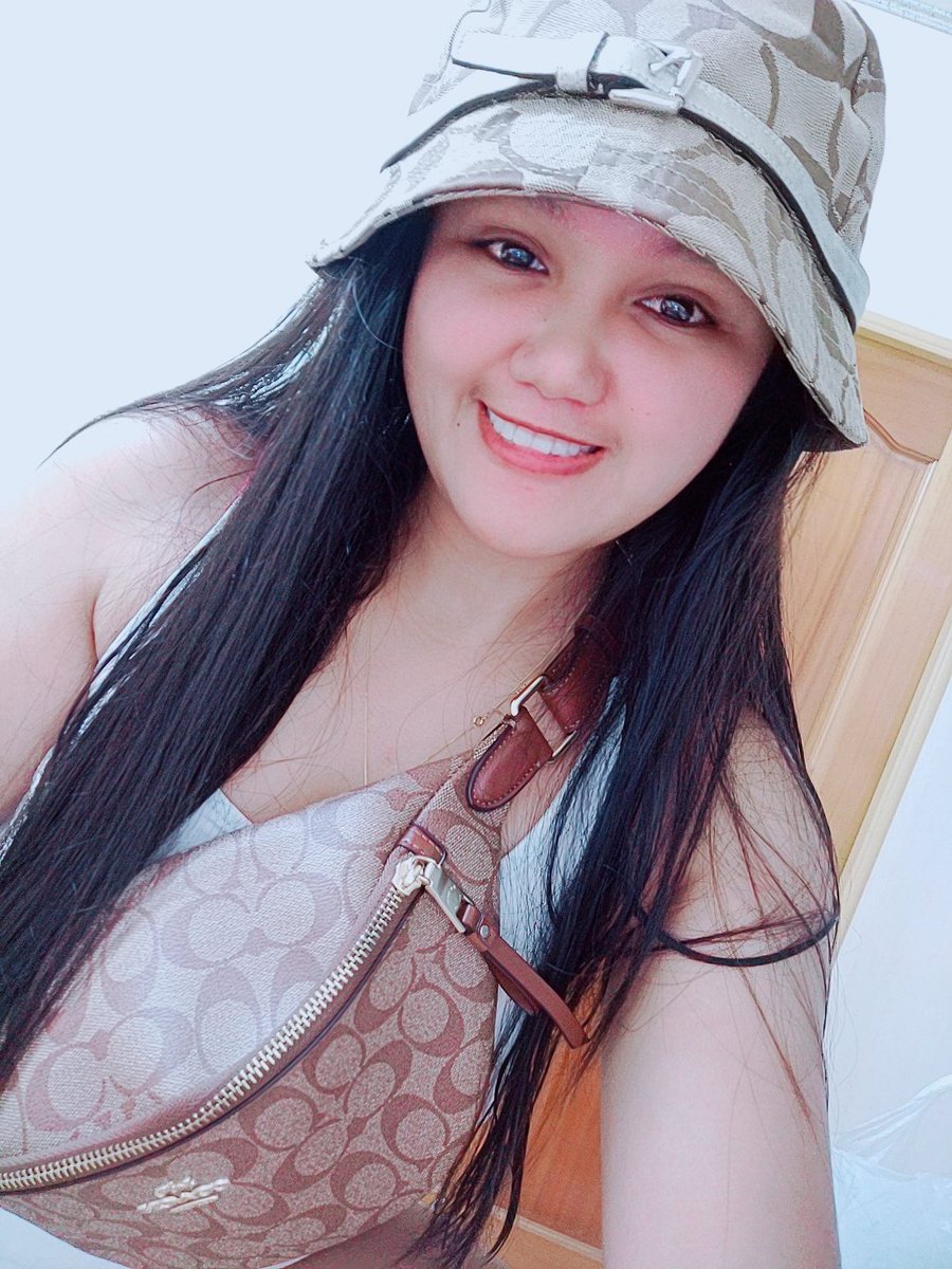 Lechi019's tweet photo. goodmorning pinas 🇵🇭
goodmorning taiwan 🇹🇼
#restdayfeel
#haveablessedsundayeveryone seeyah ate @mhavick18 https://t.co/jyXbHxLmC2
