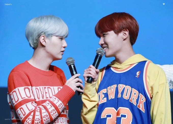 The moment that they're looking at each other as if they were their own world |• a thread #sope