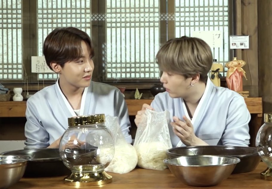 The moment that they're looking at each other as if they were their own world |• a thread #sope