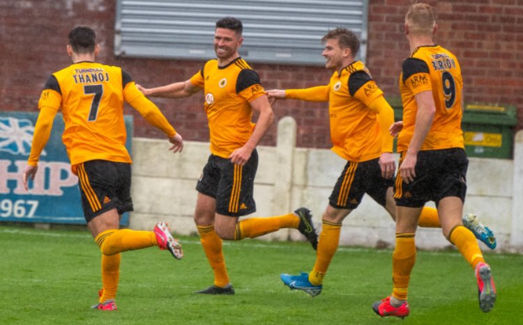 📸 MATCH ACTION: Club photographer <a href="/RussellDossett/">@RussellDossett ©🇬🇧📸 SportsPictures.Online</a> braved the elements to capture the best of the action against AFC Telford United on Saturday afternoon: