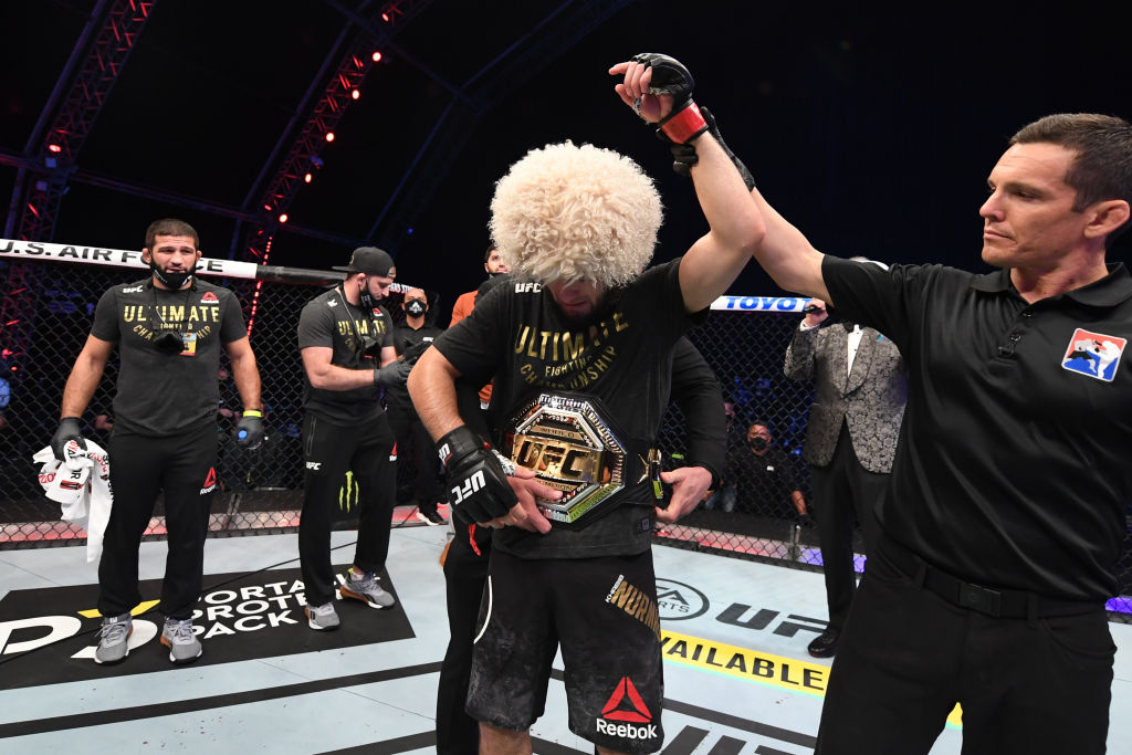 Thank you @TeamKhabib! 🙌 #UFC254
#InAbuDhabi @VisitAbuDhabi https://t.co/KQC82o6S3m
