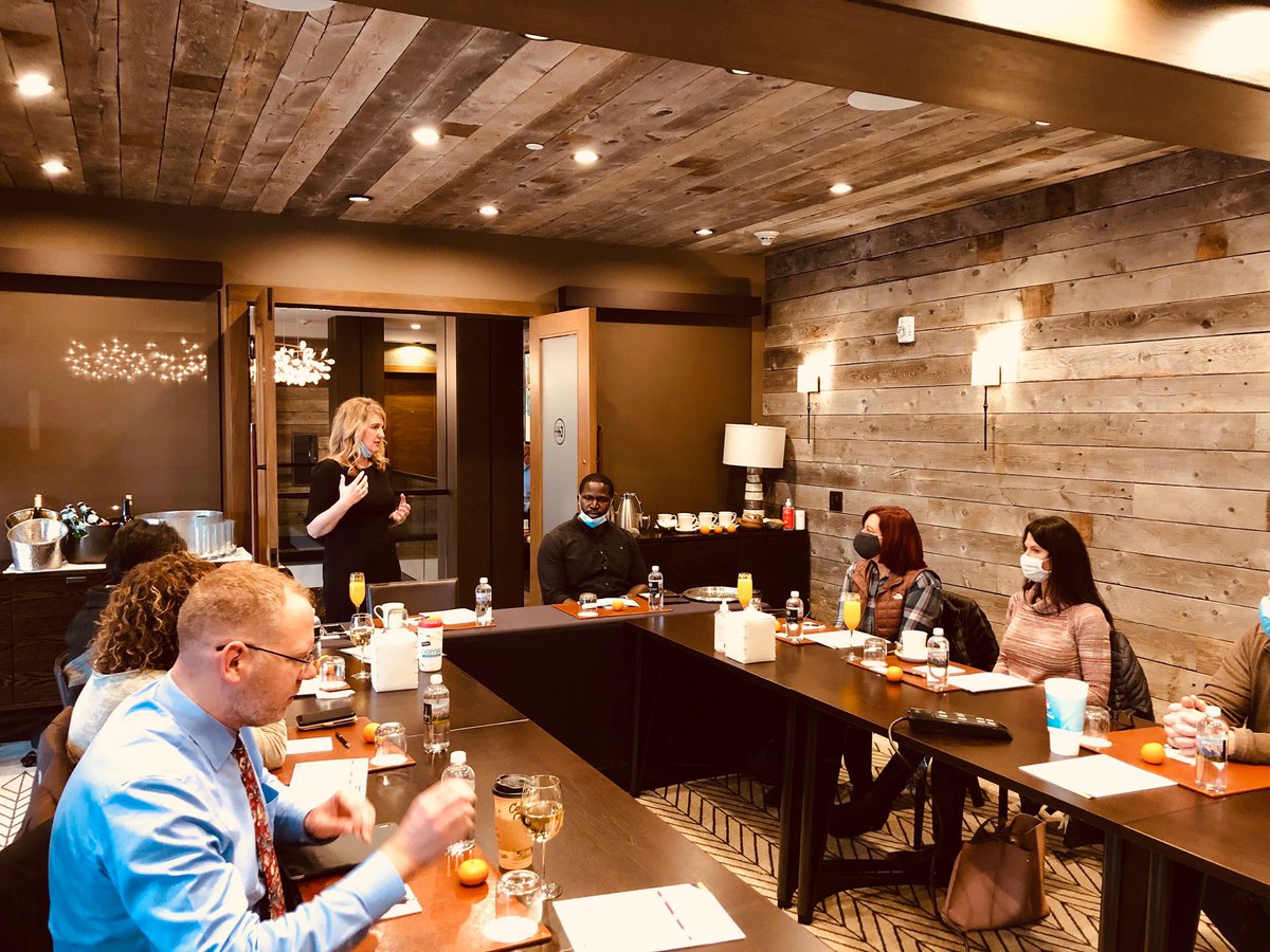 OSSOncology's tweet photo. Wyoming State Oncology Society hosted a small educational symposium today for providers, nurse practitioners and nurses discussing #lungcancer, #palliativecare, #plasmatesting, and #immunotherapy side effects! https://t.co/h4YmyNtbt7