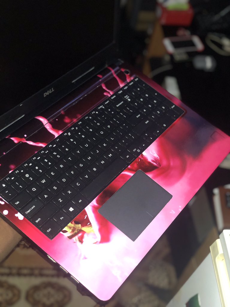 TAKERSone's tweet photo. We make your laptop look nice and attractive.
Contact us for your own design of laptop skin pack.
Kindly retweet
#follo4folloback
#knust
#legon
#ucc
#hcuc
#GuessthePrice https://t.co/kwg7xZHnol