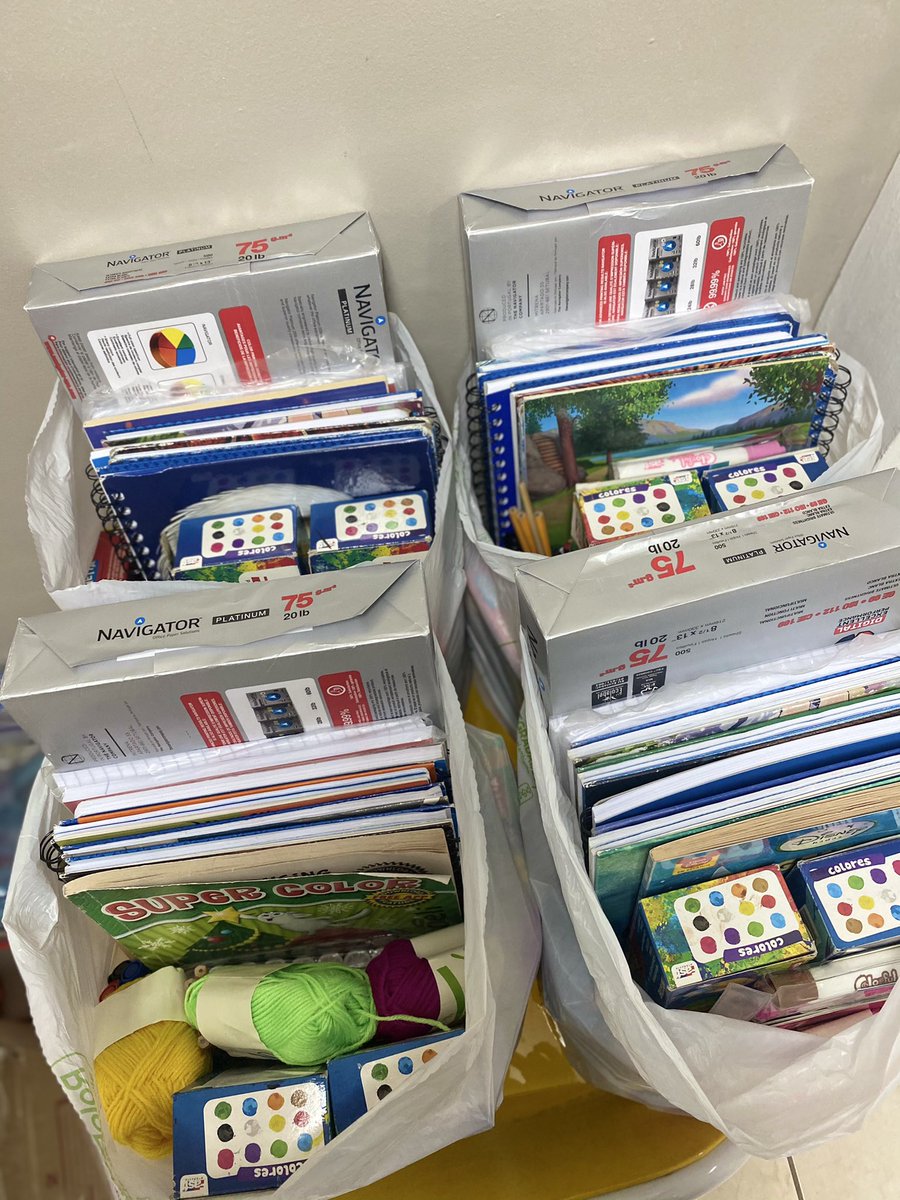 Hoy gracias a donaciones que recibimos, pudimos entregar a nuestros niños un kit de útiles escolares para que puedan trabajar en casa!! 

Infinitas gracias a todos los que colaboraron!
<a href="/MindsUpgt/">Minds-Up®</a> 

mindsup.org