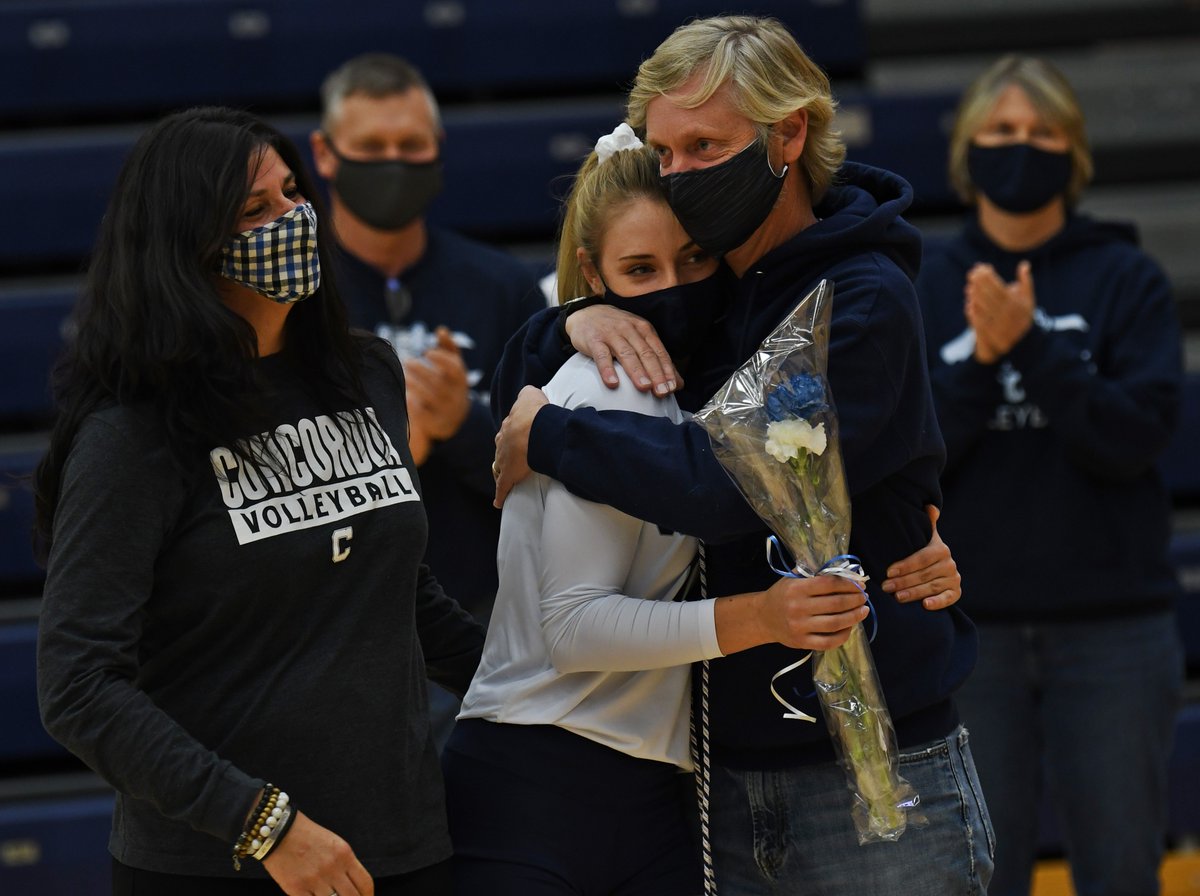 Retired Concordia Bulldogs account tweet media