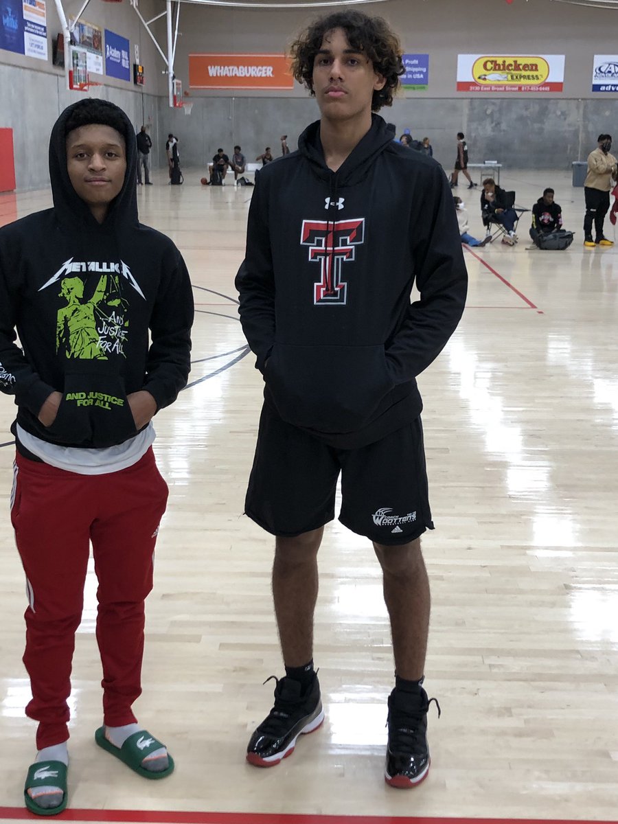 Congratulations to @DaeshunRuffin & @jaylontyson on going Undefeated Day 1 at Coach @Wootten_Camp Top 150 Boys McDonalds All American Evaluation Camp @McDAAG #Wootten150 #NextPageForce @ArRecruitingGuy @ARHoopScoop @espn @PaulBiancardi @RivalsDan @247Sports https://t.co/v2VZK7is5w