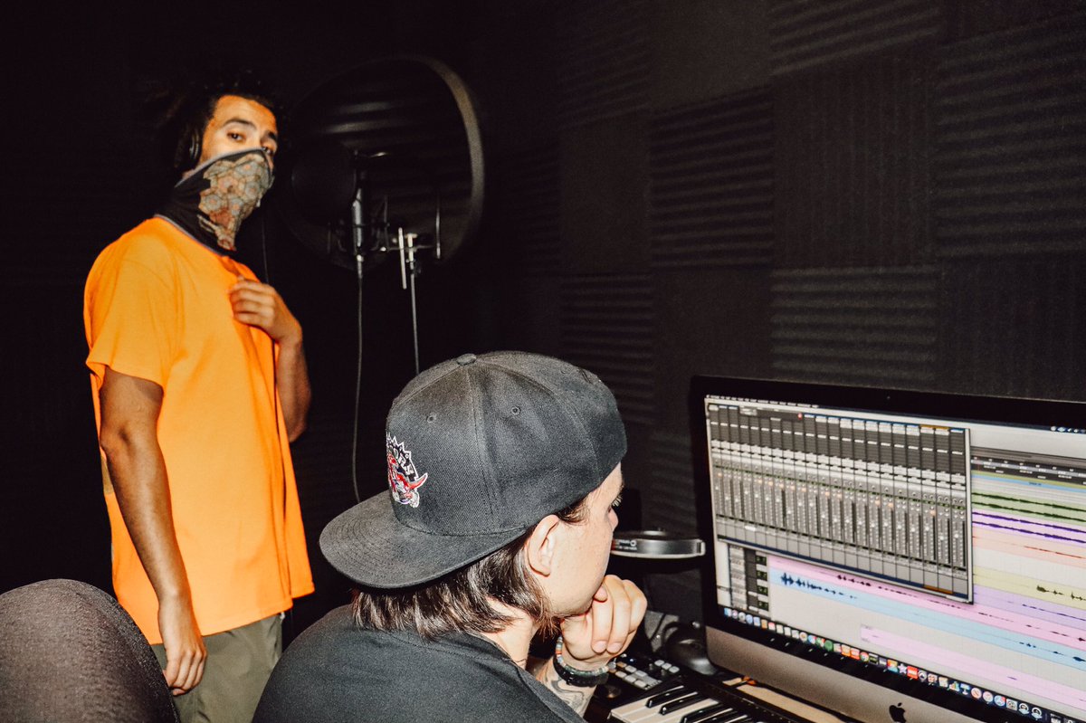 Me n this guy droppin a tune in 7 days!! #HappyHalloween #RealWorldRealWorld 10/31/20 <a href="/damakimoto/">damakimoto</a>