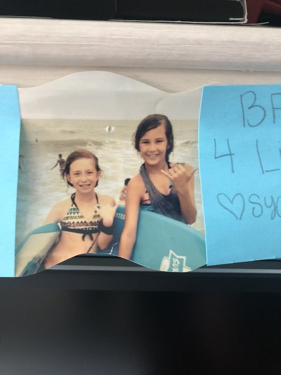 jackielacroix3's tweet photo. sydva 4 LYFE https://t.co/4oe5r85DfL