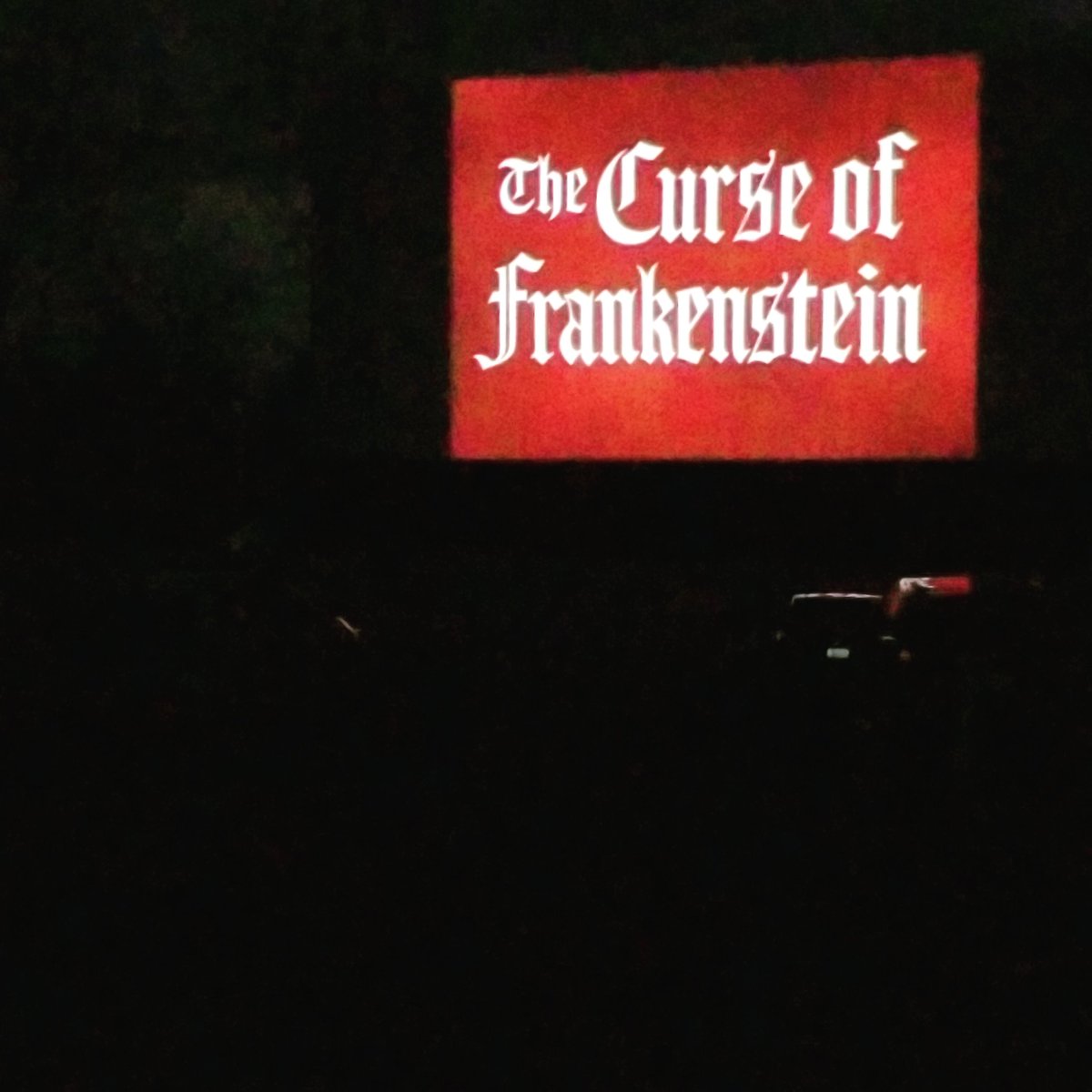 13Dreadful's tweet photo. #Hammertime at the drive-in!! @therealjoebob @kinky_horror #MutantFam #thedriveinwillneverdie #hammerhorror #HorrorMovies https://t.co/B28ywwr57v