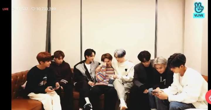 Como universe este momento me mato, mis bebus se merecen más premios ellos siempre dan lo mejor en cada presentación y cada disco 🥺
STREAM DAISY 🌼
#UNIVERSE #PENTAGON #PENTAGON_First_win https://t.co/wHvWMNP2rr