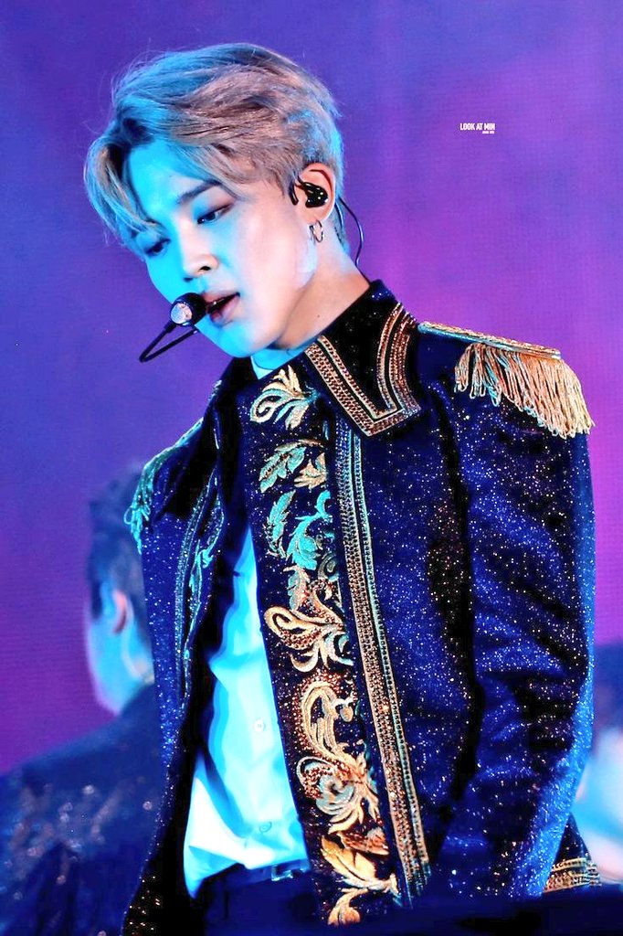 Since I was a little girl,I always thought of a fairytalewhen I saw pumpkinsNow, when I think of fairytales,I think of youYou are my prince  #JIMIN  #지민  #방탄소년단  #방탄소년단지민 @BTS_twt