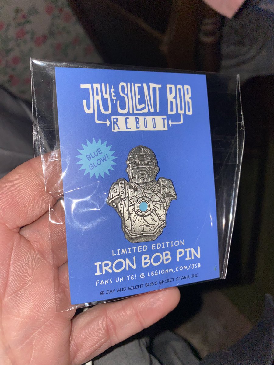 Oh yeah! Can’t wait to see this baby glow! @ThatKevinSmith @LegionMOfficial #IronBob #LimitedEdition #GlowInTheDark #Pin #LegionM #JayAndSilentBobReboot