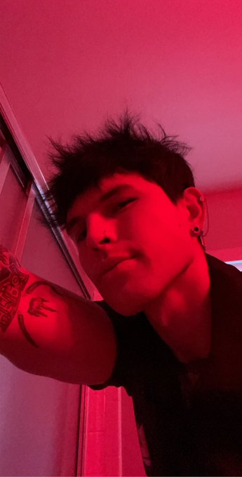 New hair https://t.co/Ma9w6NDOCy