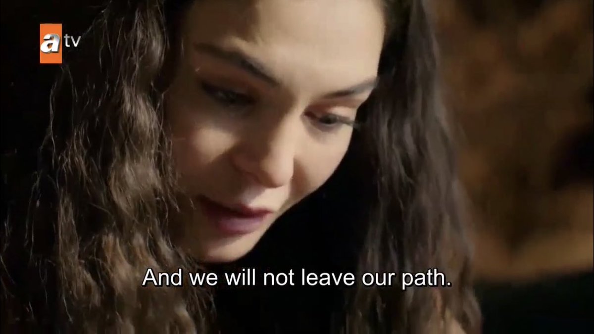 do you ever cry because making promises has always been a miran thing for most of the time, but now here we have reyyan promising that he will not die and that they will live their lives to the fullest together? because i do  #Hercai  #ReyMir