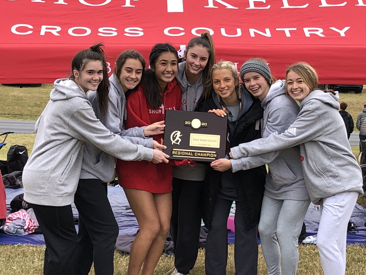 BKGirlsXC's tweet photo. Regional Champions!!  Top finishes Liz (4) Abigail (8) Ella (9) Bella (14) everyone in Top 21. Alex (17) Katelyn (19) Katherine (21). A strong 5A set of teams moving into State. Love the post season 🌈🏆 @AthleticsKelley @runendurook  @OkMileSplit https://t.co/JIM6YtPbcS
