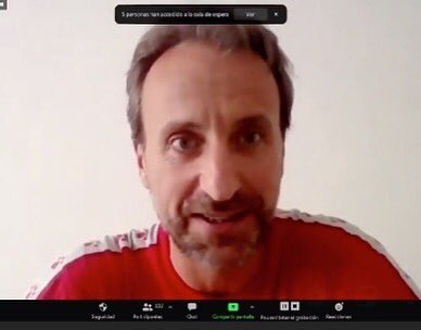 ¡ Gracias a nuestros jurados ! <a href="/Sepo20/">Sepo</a> <a href="/juliolme/">Julián Olmedo</a> <a href="/guillenarvarte/">Guillermo Narvarte</a> en acción 🏀💻 ¡ GRACIAS ! por hacerlo posible !