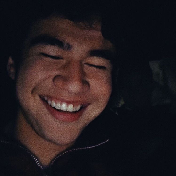 Calum hood smiling to brighten your dayhttps://abs.twimg.com/emoji/v2/... draggable=