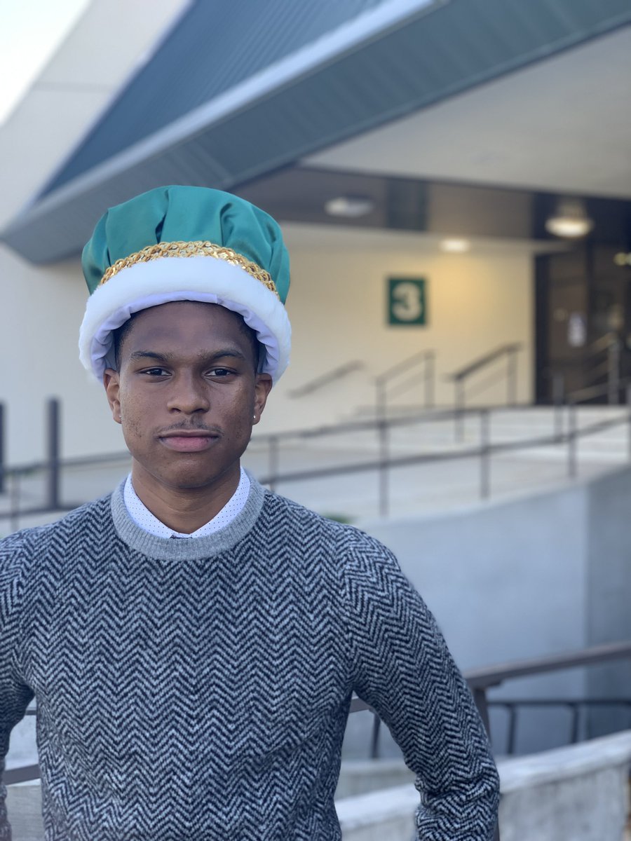 Congrats to the new Homecoming King. <a href="/_DNelly_/">DNelly / di•nël•li /</a> you deserve it.