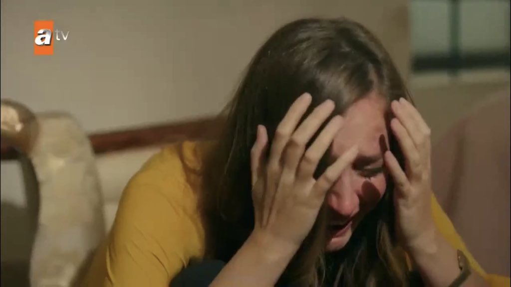 and now i want to hug gönül and pay for her therapy  #Hercai