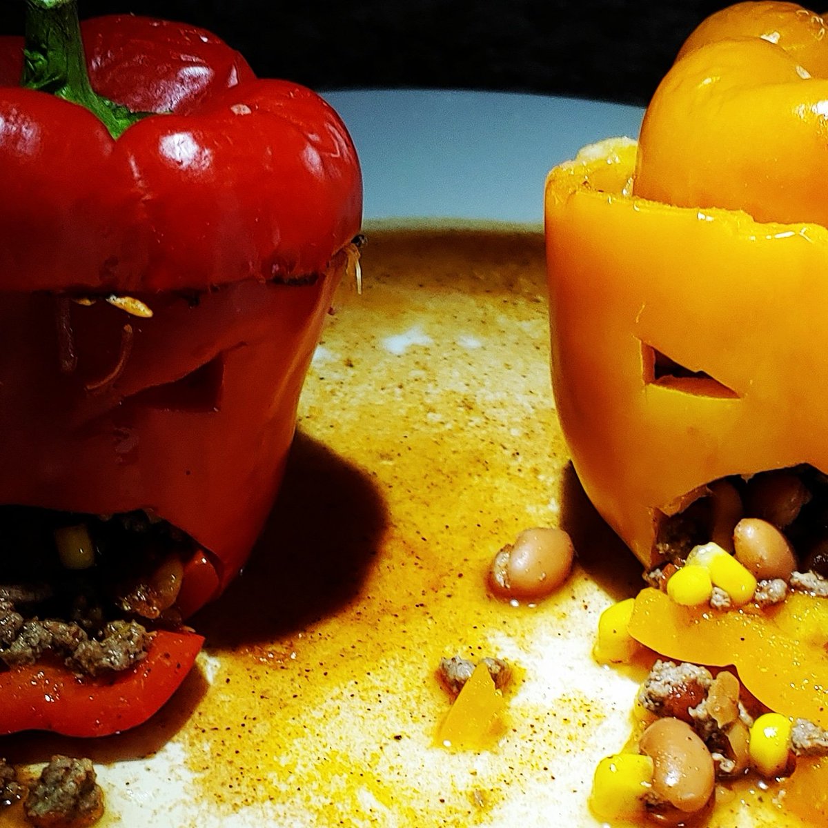 1strangekitchen's tweet photo. Our video is now uploaded. Thank you lovely strangers for your patience today π€π
https://t.co/qMyHs1Y8lf
#strangekitchen #strangekitchenyoutube #youtube #stuffedpeppers #food #yummy #goth #gothaesthetic #gothicc #spooky #spookyseason #spookyfood https://t.co/2jzChdxNVL