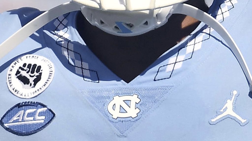 UNCFootball's tweet image. Blue Collar 😏