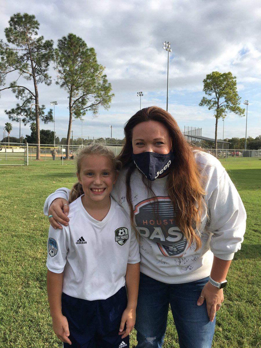 Supporting my students outside of my classroom. Their team won 8-0! She wants to be a professional soccer player when she grows up. <a href="/KISDMcElwain/">McElwain Elementary</a> <a href="/HoustonDash/">Houston Dash</a> #thirdgrade #buildingpositiverelationships #mathandscienceteacher