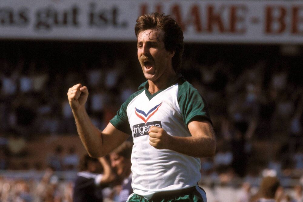 IntertotoCup's tweet photo. Guivarc'h is tied with Uwe Reinders, who scored 18 times in 29 matches with @werderbremen. Bremen won their group twice with Reinders- in 1979, when he scored against @Standard_RSCL and @skrapid, and in 1981 when he scored an amazing 6 goals, including two braces vs. @fc_zuerich. https://t.co/awaEJ032zj
