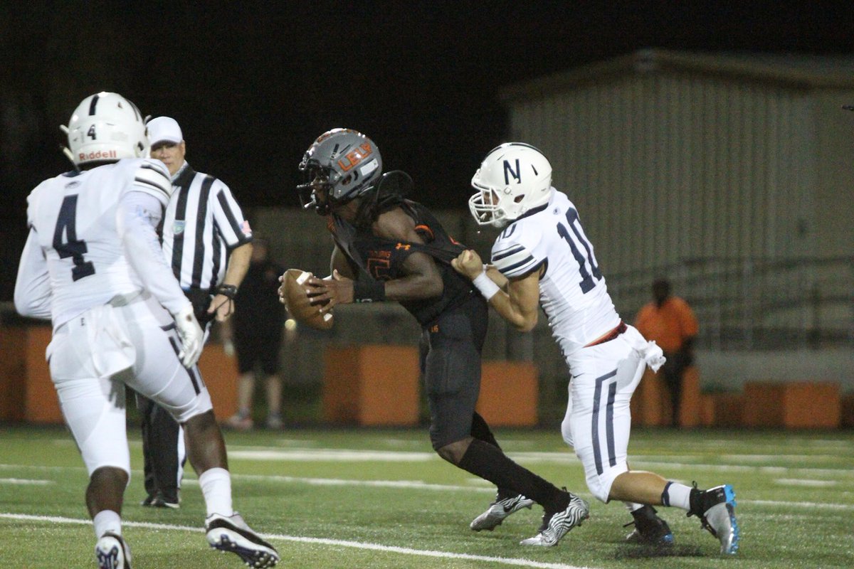 239CSI's tweet photo. Visit https://t.co/moZOMVmL8y to see 45 images from Friday's Coconut Bowl clash between @NaplesHS and @WeAreLely, courtesy of Scott Shook.

@CoachDad1906 @RonByingtonNHS @CoachCamey @NHSEaglesNews @JJEverage @CoachMotes @CoachTJ7 @mikematheny10 @TrojanTDClub @LelyCheer @LelyBand https://t.co/hsgKr9zxpz