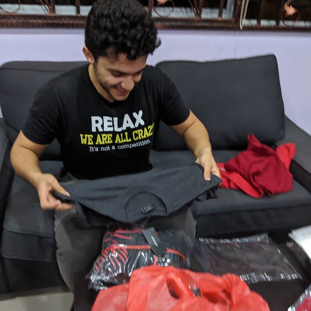 NeotechSolutio1's tweet photo. The happy face of our customer 😍
#screenprinting #sublimation #heatpress #embroidery #kitajagakita #covid19 #frontliners #neotechprinthub #neoprinthouse #tshirtprintselangor #tshirtprintpuchong #tshirtprintmalaysia #tshirtprintnearme #tshirtprinttoorder https://t.co/8BlRpuQomF https://t.co/oPO0UaNDP8