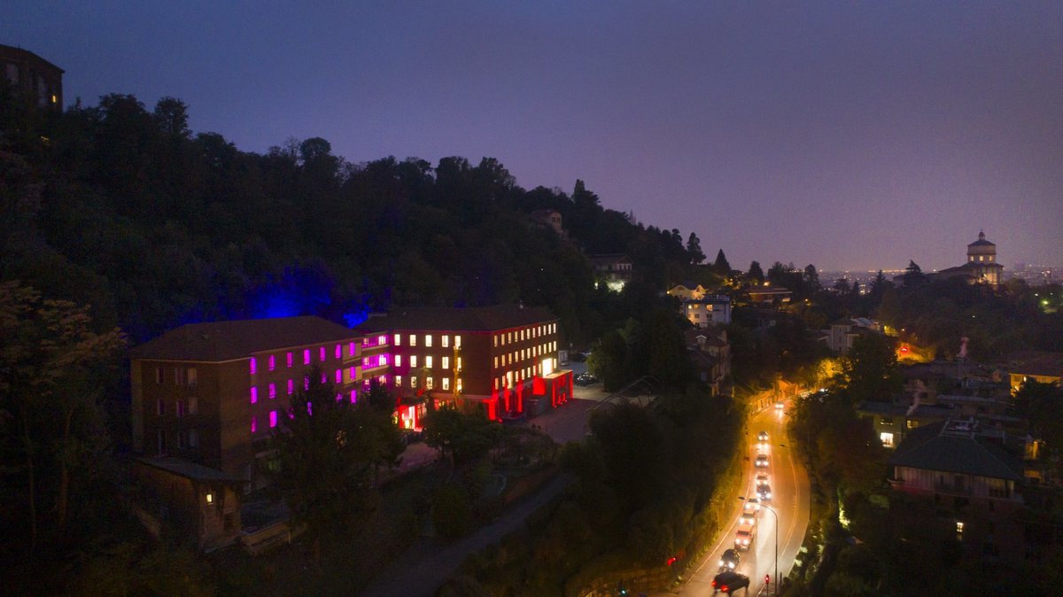 EdoardoArpaia's tweet photo. L'innovazione dell'abitare a #Torino: #GruppoBuilding ha inaugurato #DomusLascaris e presentato il cantiere di #UptownTorino che riconvertirà villa San Giuseppe nel precollina.
https://t.co/evis6pwA4Q

@twitorino #turin https://t.co/kLGwIX3pYC