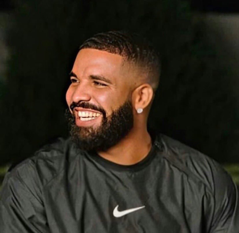 1amadistar's tweet photo. Drake’s glow up is everything 😩 https://t.co/lKg4lfr6cn