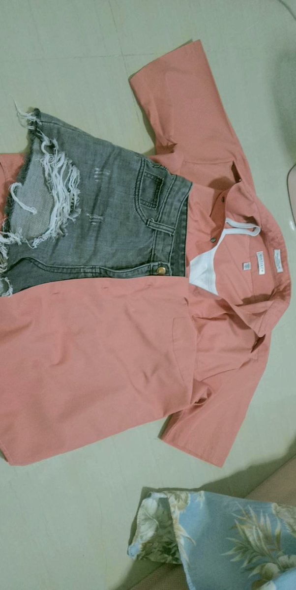bvc27121997's tweet photo. เสื้อ Vanheusen สีชมพูโอรส
80บาท https://t.co/IGnOgkmaXr