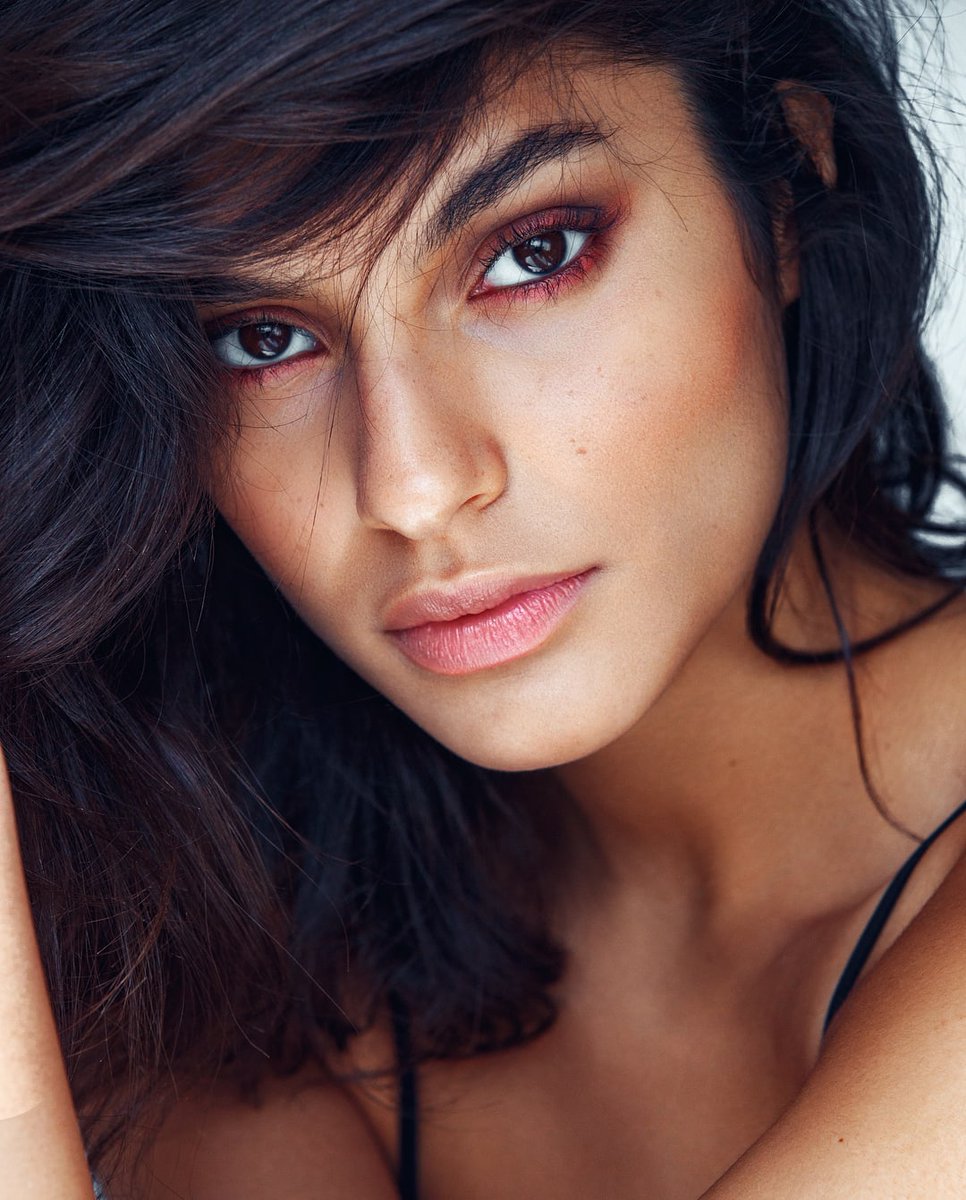AaronVells's tweet photo. Un peu de perfection israélienne, version brunes
Gal #Gadot, Shlomit #Malka, Yael #Shelbia, et Shani #Zigron
#Israel ❤️🇮🇱 https://t.co/dT3FQ4qQPK