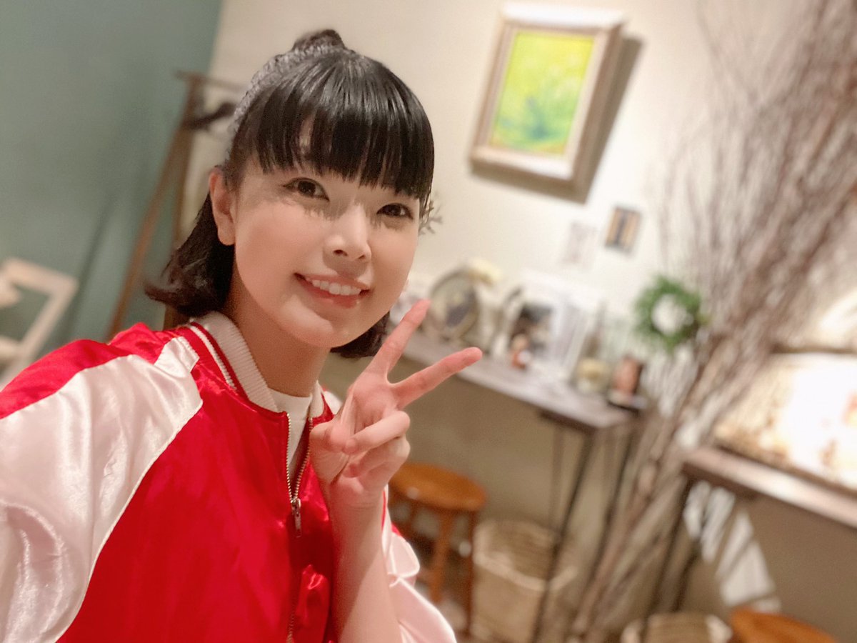 葵栄治 あおい えいじ 7万人youtubeチャンネル登録ありがとう ポートレート 背景ボケが 効いてますね