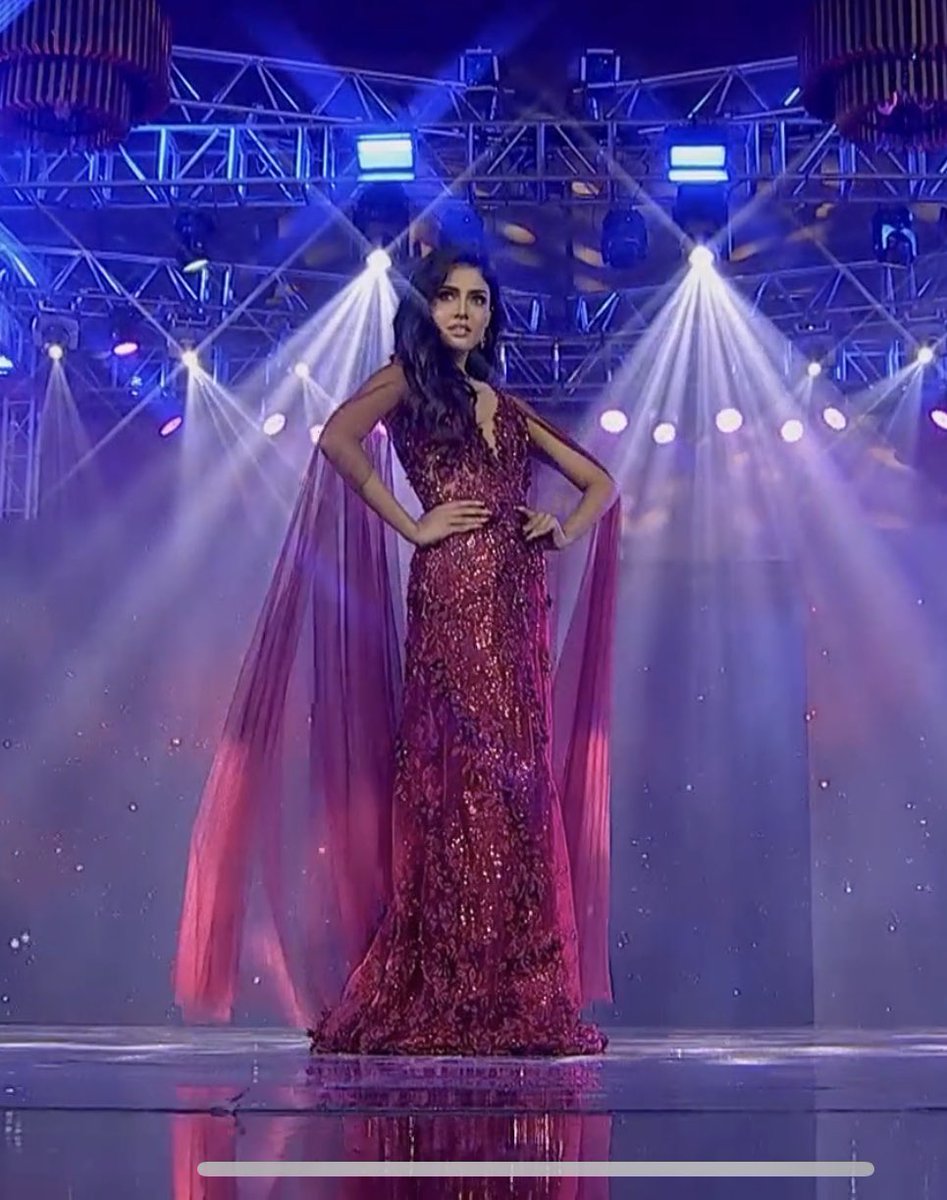 Norbert1130's tweet photo. So she got the crown.  Congarts Miss IloIlo City. https://t.co/9zxEeVCed4