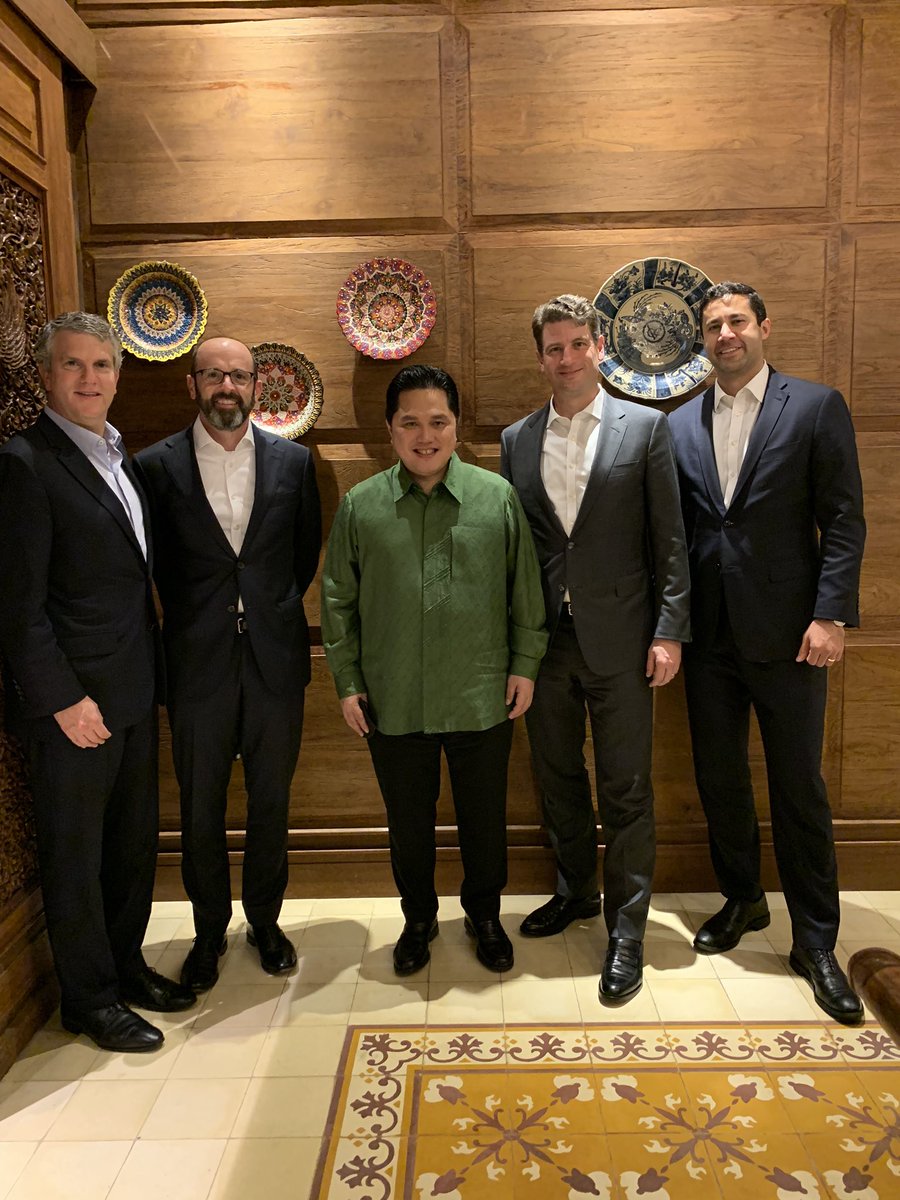 DoeIntlAffairs's tweet photo. .@ENERGY looks forward to workimg with #Indonesia Minister of State Owned Enterprises  (@KemenBUMN)   @erickthohir and @pertamina as #Indonesia continues to privatize its energy sector to meet growing demand. https://t.co/iIHAm7uFNM
