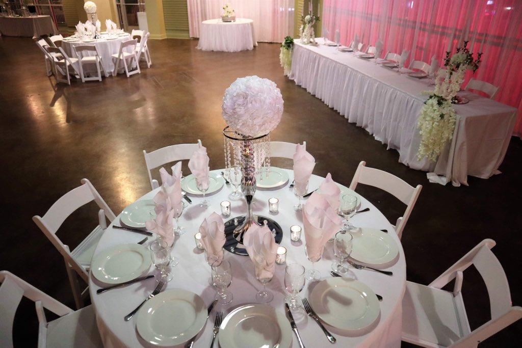 FinandForkOBA's tweet photo. Let us help with all your holiday events coming up! We are here to serve you! https://t.co/lcRRypgZsg