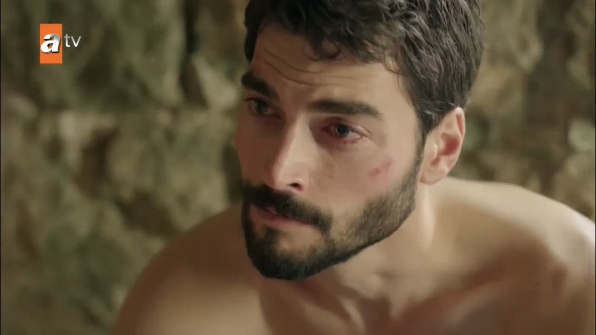 and the only reason why he’s not doing it now is ‘cause he’s physically incapable at the moment  #Hercai  #ReyMir